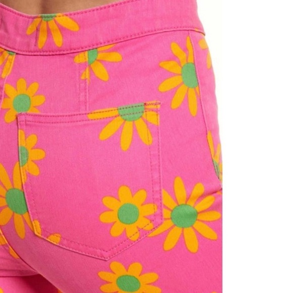 Free People Youthquake Flare Crop Jeans - Picture 6 of 16